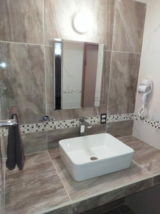 Loft Soliman - Netflix - Hbo - Near Market 28 - Downtown Cancun Luaran gambar